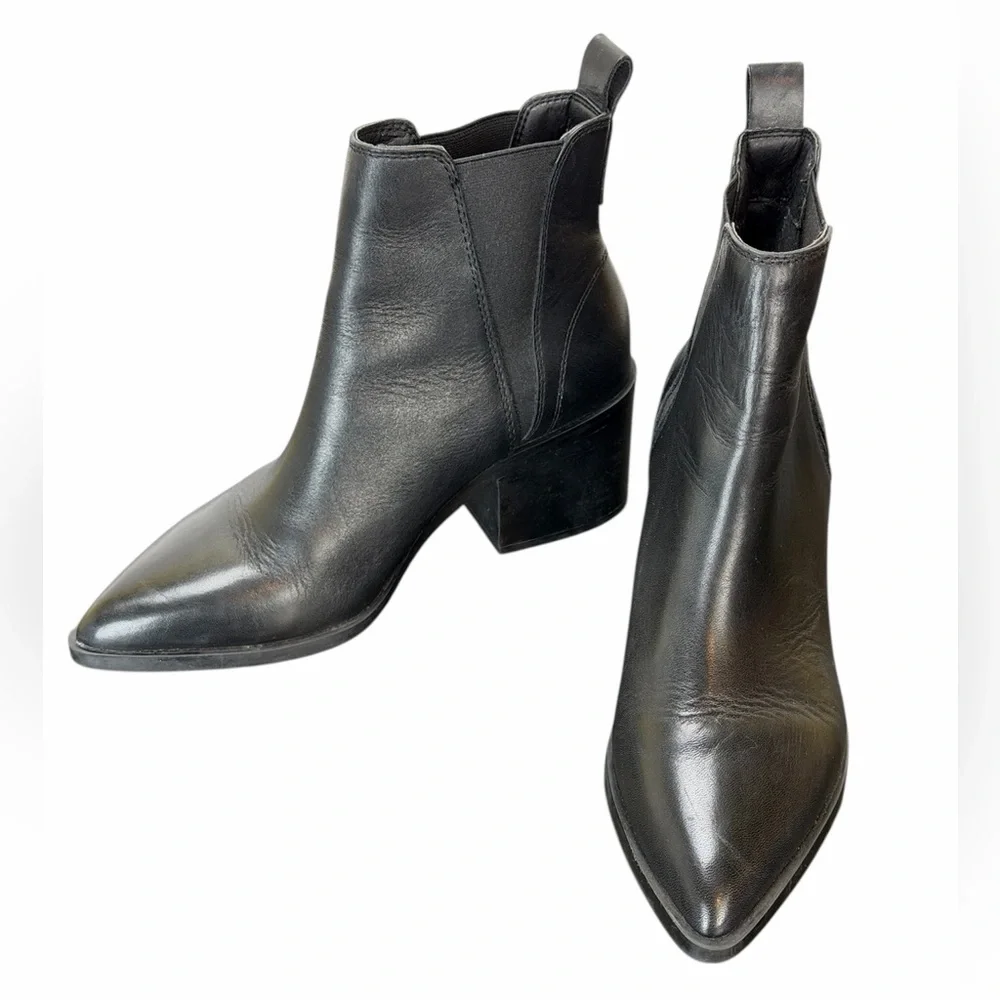 Steve Madden‎ Audience Black Leather Chelsea Ankle Boot 7.5M Pointed Toe
